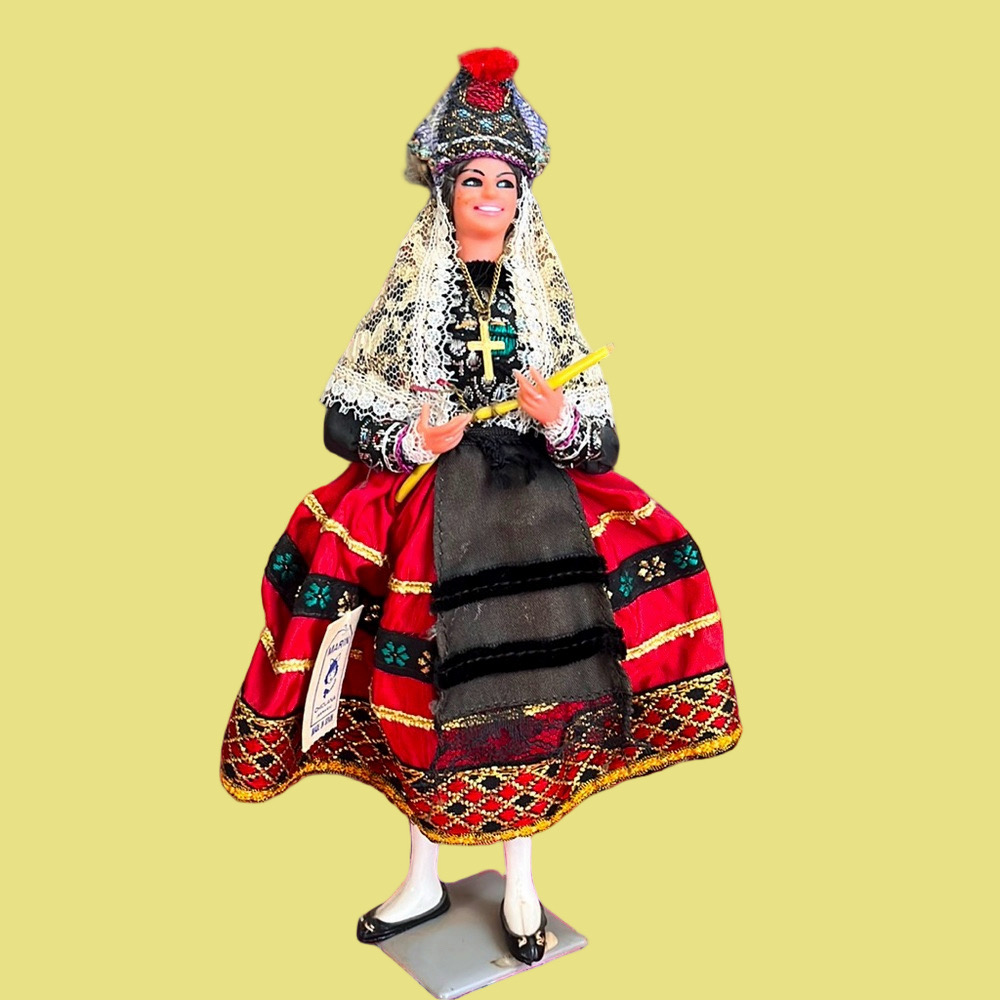 Vintage with Original Tags MARIN Chiclana Collectible "Joven Segovian" Doll